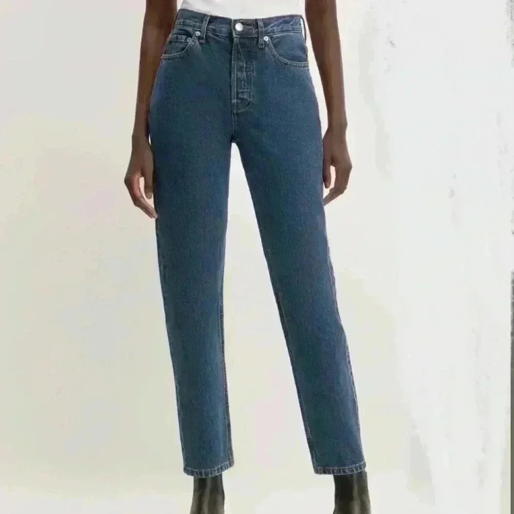 Everlane 90’s Cheeky 100% Organic Cotton Med Wash Highrise Ankle Jean Size 30R